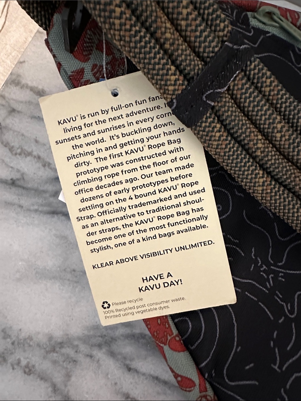 KAVU Men’s Red Mushroom Sling Bag Paxton pack far out forage NEW NWT - Picture 6 of 7